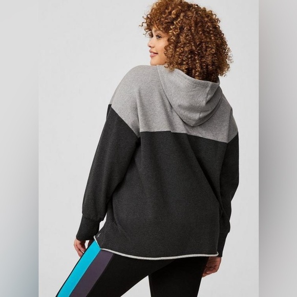 Torrid Everyday Fleece Colorblock Active Hoodie Size 3x NWT Brand New - Picture 9 of 10